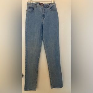Gloria Vanderbilt woman’s jeans size 8 ultra tall